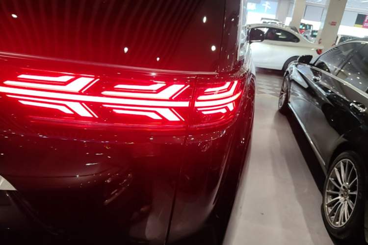 Used Denza D9 2024 DM-i 1050 Luxury Model Right Rear Taillight