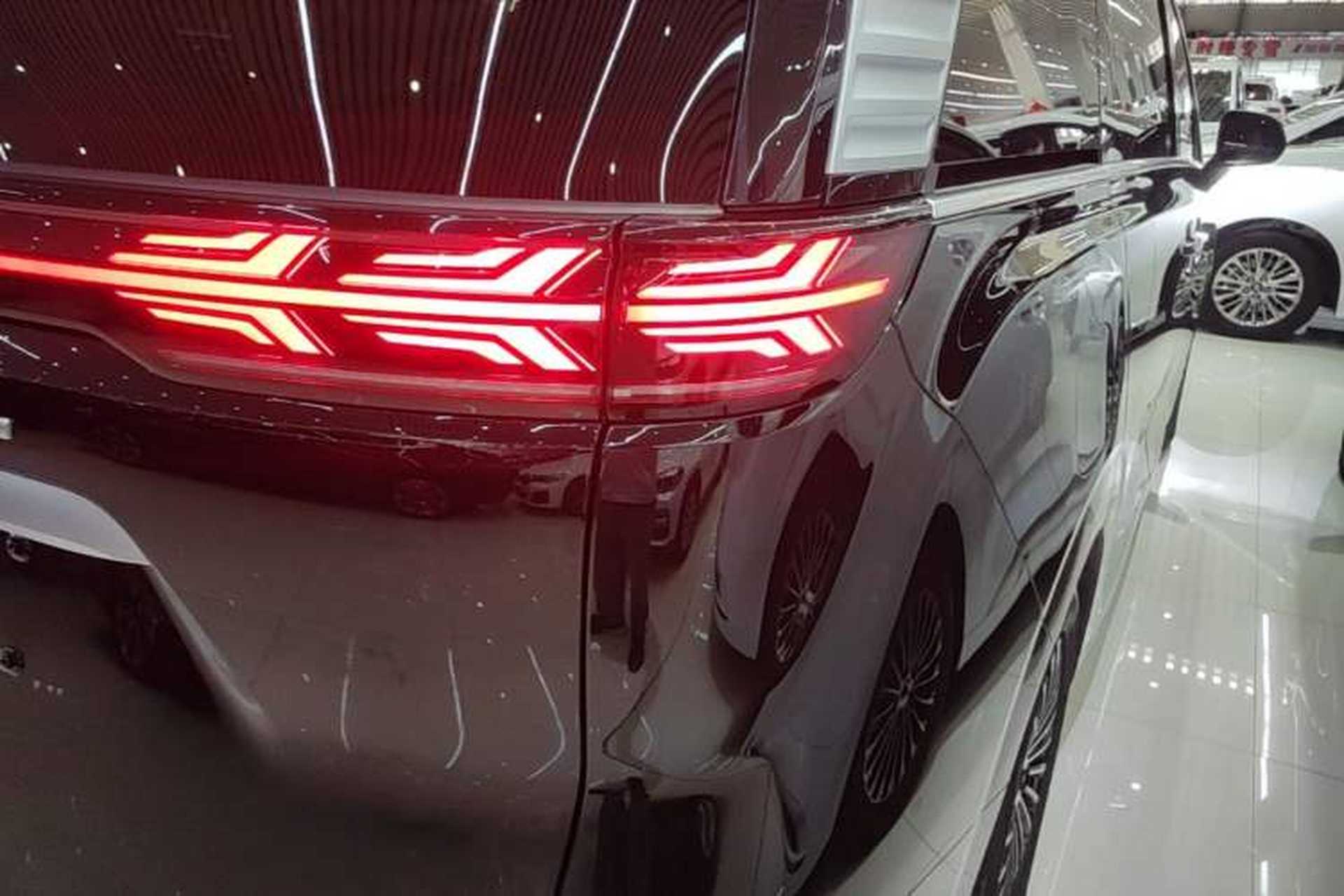 Used Denza D9 2024 DM-i 1050 Luxury Model Right Rear Taillight
