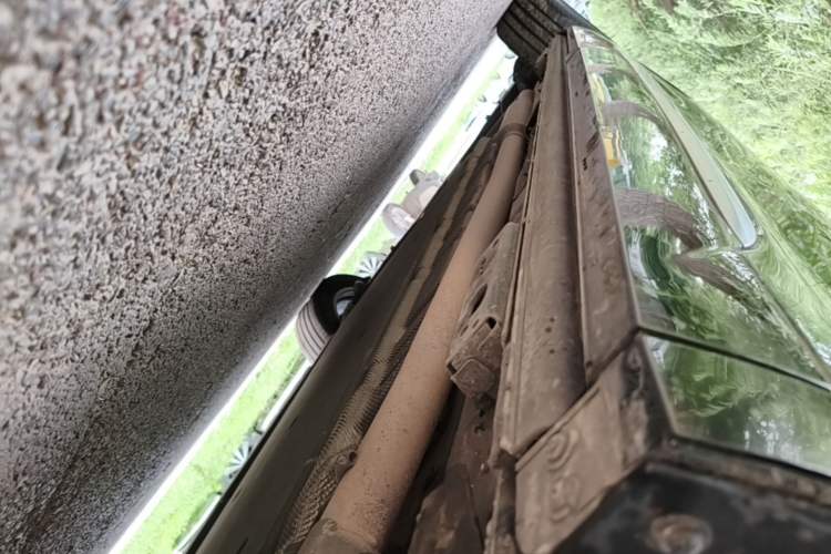 Used Denza D9 2024 DM-i 980 Four-Wheel Drive Prestige Model Right Side Sill
