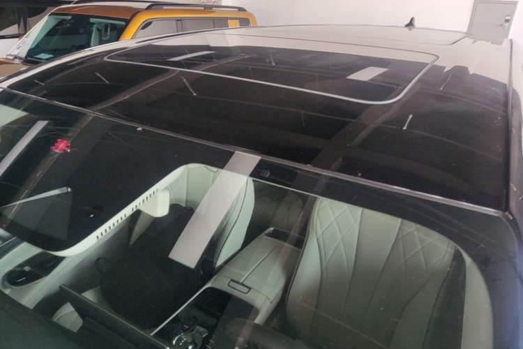 Used Denza D9 2024 DM-i 980 Four-Wheel Drive Prestige Model Roof