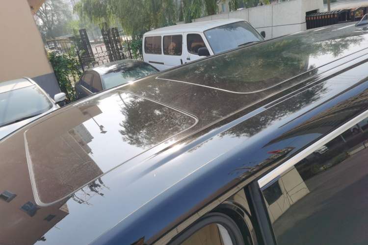 Used Denza D9 2024 DM-i 1050 Luxury Model Roof