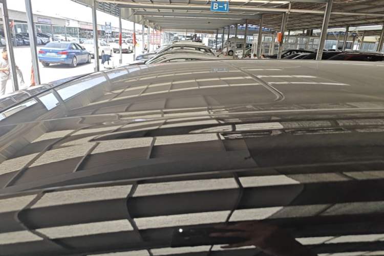 Used Denza D9 2024 DM-i 1050 Luxury Model Roof