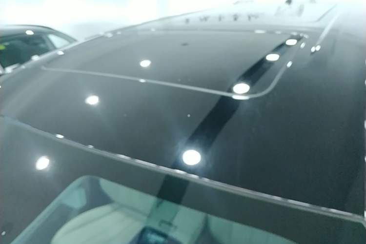 Used Denza D9 2024 DM-i 980 Four-Wheel Drive Prestige Model Roof