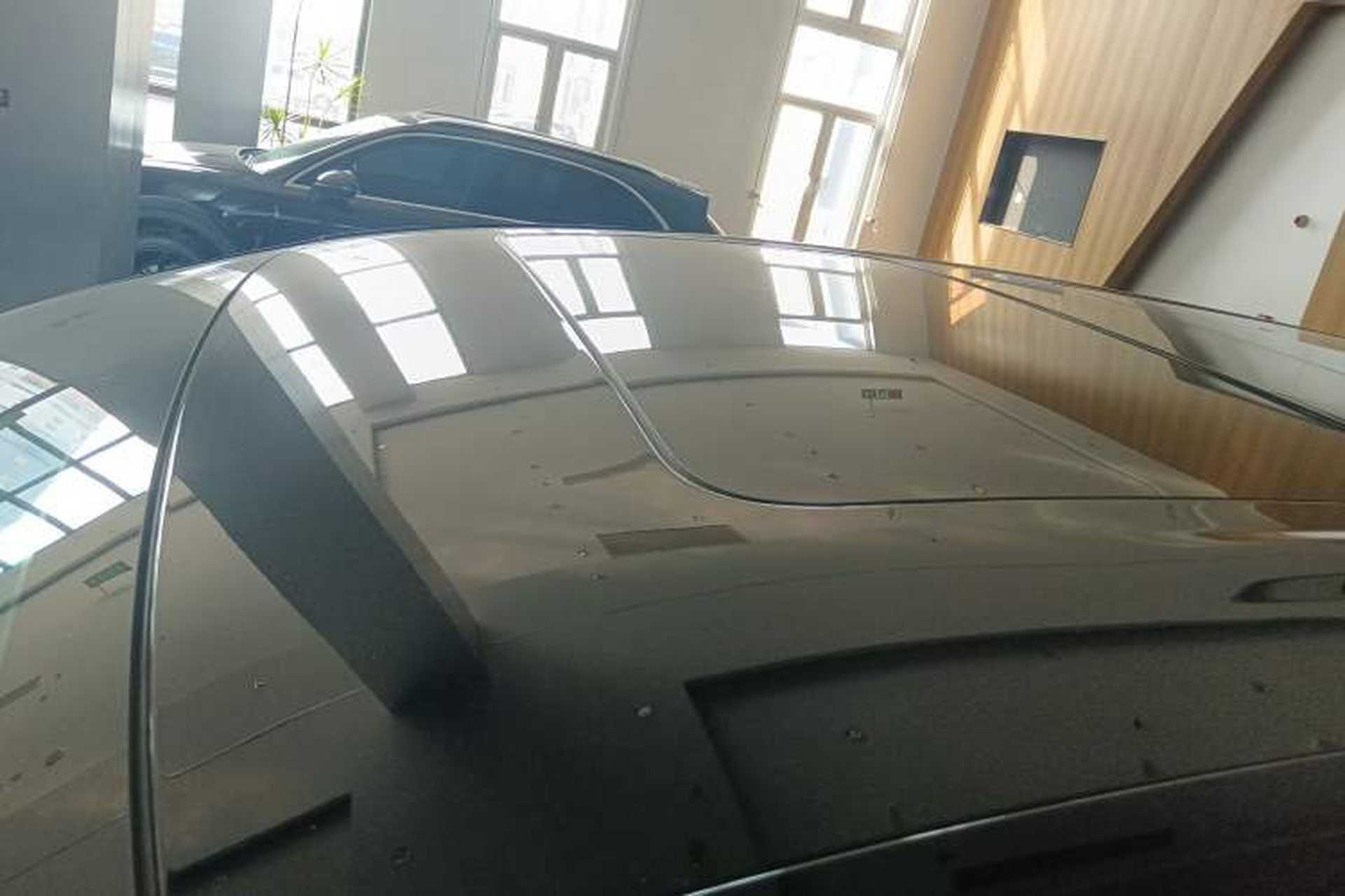 Used Denza D9 2024 DM-i 980 Four-Wheel Drive Prestige Model Roof