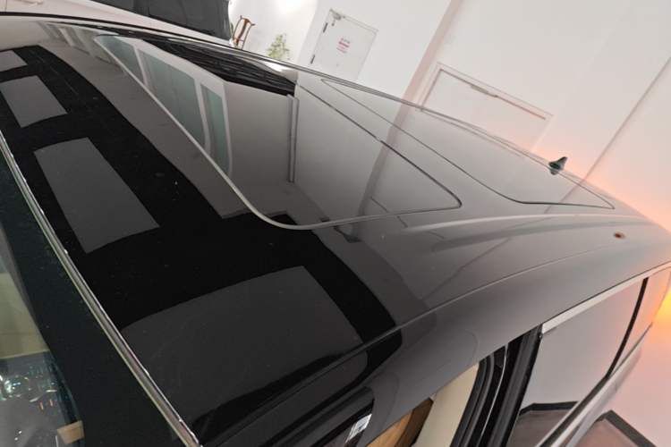 Used Denza D9 2024 DM-i 980 Four-Wheel Drive Prestige Model Roof