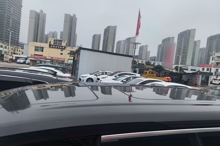 Used Denza D9 2024 DM-i 1050 Luxury Model Roof