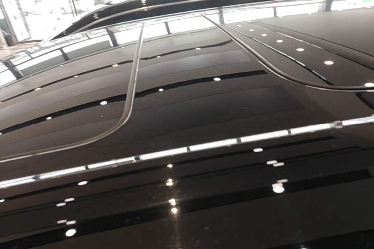Used Denza D9 2024 DM-i 1050 Luxury Model Roof