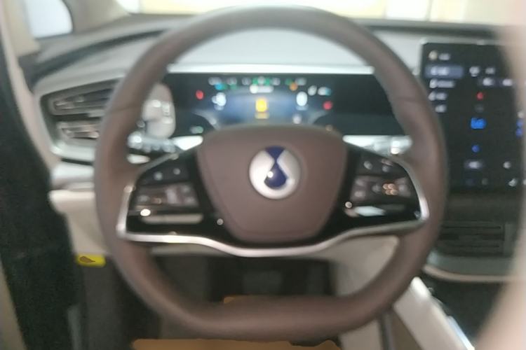 Used Denza D9 2024 DM-i 970 Luxury Model Steering Wheel