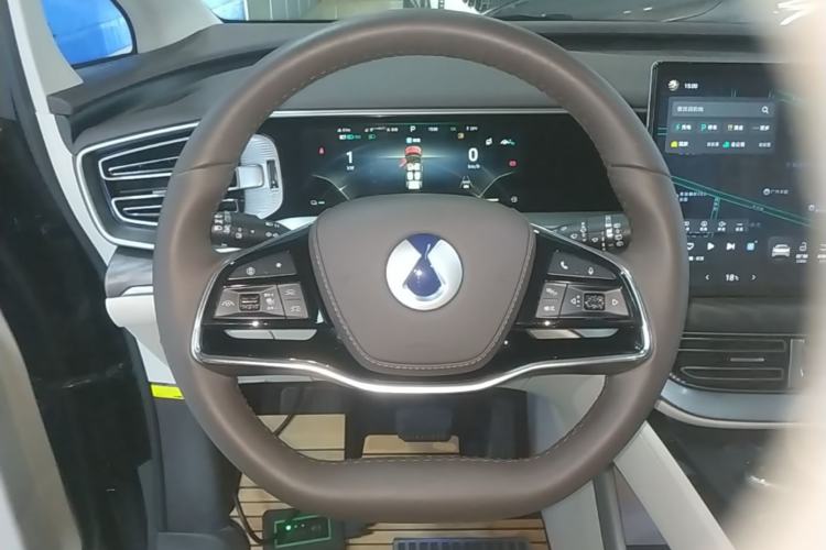 Used Denza D9 2024 DM-i 970 Luxury Model Steering Wheel