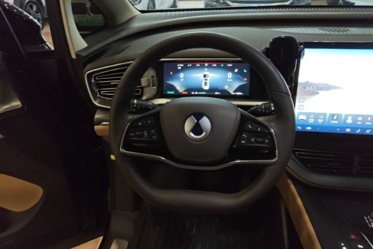 Used Denza D9 2024 EV 620 Premium Model Steering Wheel