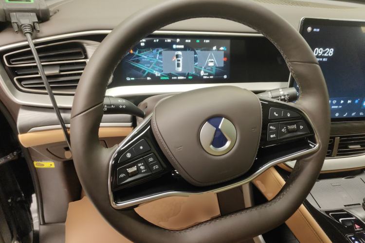 Used Denza D9 2024 DM-i 1050 Luxury Model Steering Wheel