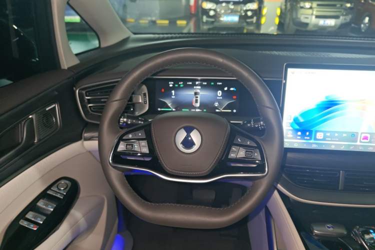 Used Denza D9 2024 DM-i 1050 Luxury Model Steering Wheel
