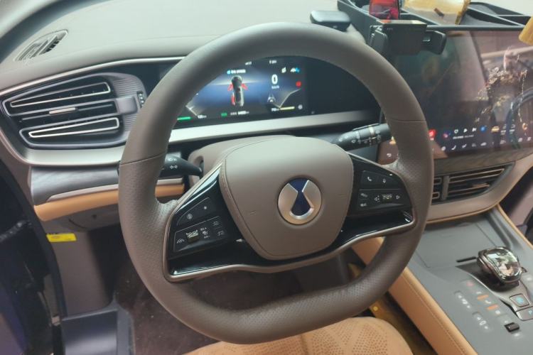 Used Denza D9 2024 DM-i 1050 Luxury Model Steering Wheel