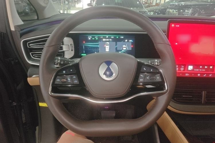 Used Denza D9 2024 EV 600 Four-Wheel-Drive Flagship Model Steering Wheel