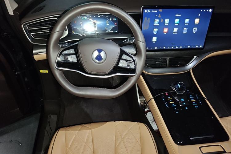 Used Denza D9 2024 DM-i 1050 Luxury Model Steering Wheel