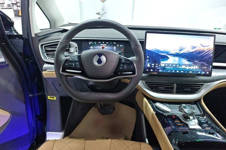 Used Denza D9 2024 DM-i 1050 Luxury Model Steering Wheel