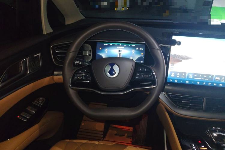 Used Denza D9 2024 DM-i 1050 Luxury Model Steering Wheel