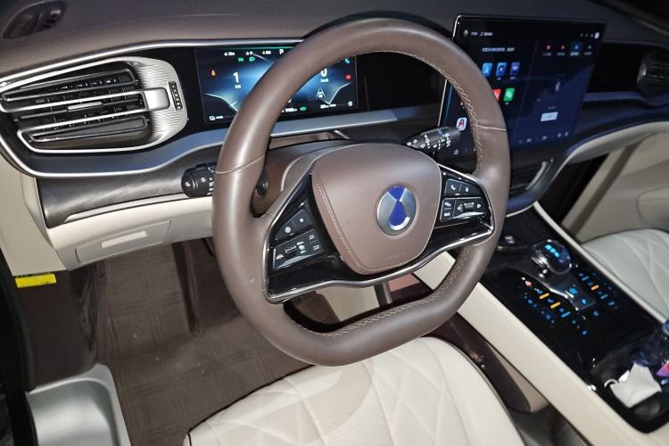Used Denza D9 2024 DM-i 1050 Luxury Model Steering Wheel