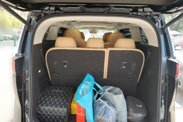 Used Denza D9 2024 DM-i 1050 Luxury Model Trunk