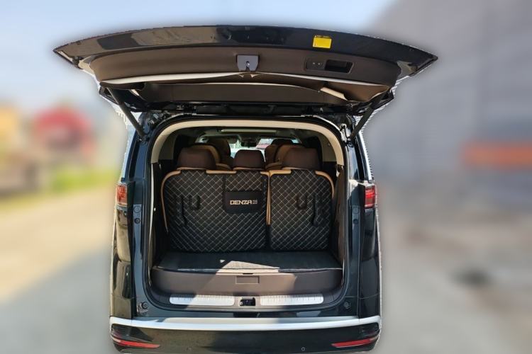 Used Denza D9 2024 DM-i 1050 Luxury Model Trunk