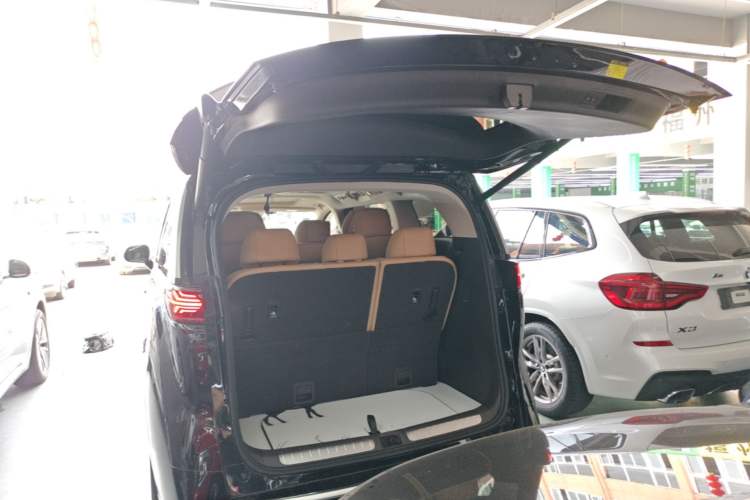 Used Denza D9 2024 DM-i 1050 Luxury Model Trunk