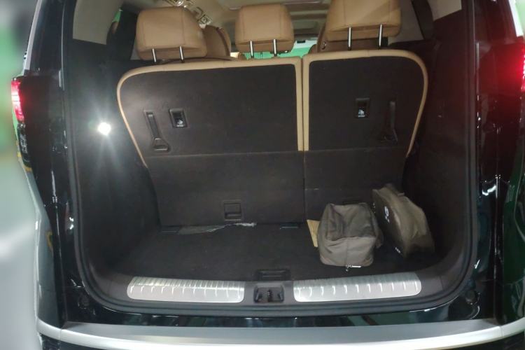 Used Denza D9 2024 DM-i 1050 Luxury Model Trunk