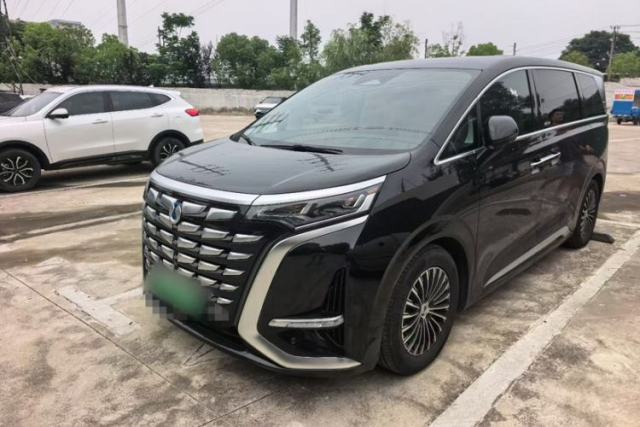 Used Denza D9 2024 DM-i 980 Four-Wheel Drive Flagship Model