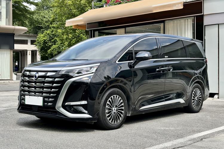 Denza D9 2024 DM-i 1050 Luxury Model