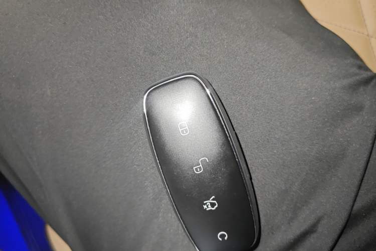 Used Denza D9 2024 DM-i 970 Luxury Model Vehicle Key