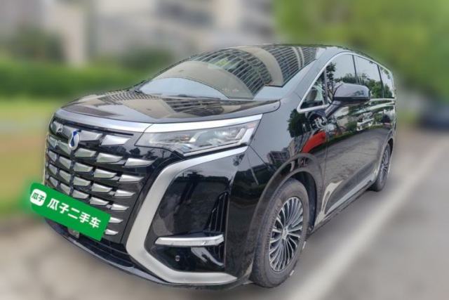 Used Denza D9 2024 DM-i 1050 Luxury Model