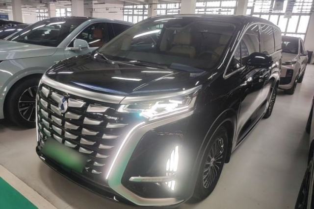 Used Denza D9 2024 EV 600 Four-Wheel Drive Prestige Model