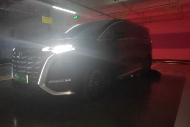 Used Denza D9 2024 DM-i 980 Four-Wheel Drive Flagship Model