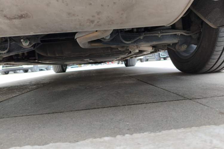 Used Denza D9 2024 DM-i 1050 Luxury Model Chassis Rear