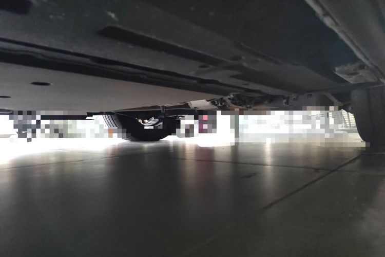 Used Denza D9 2024 DM-i 980 Four-Wheel Drive Flagship Model Chassis Rear Left