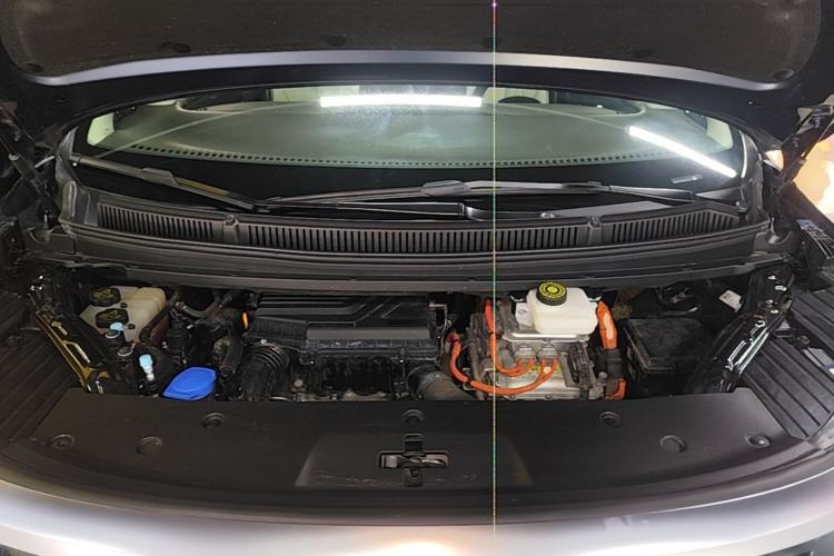 Used Denza D9 2024 DM-i 980 Four-Wheel Drive Prestige Model Engine Bay