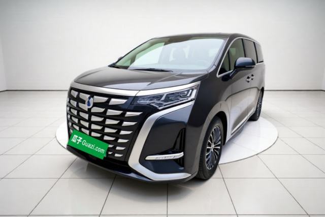 Used Denza D9 2024 DM-i 1050 Luxury Model