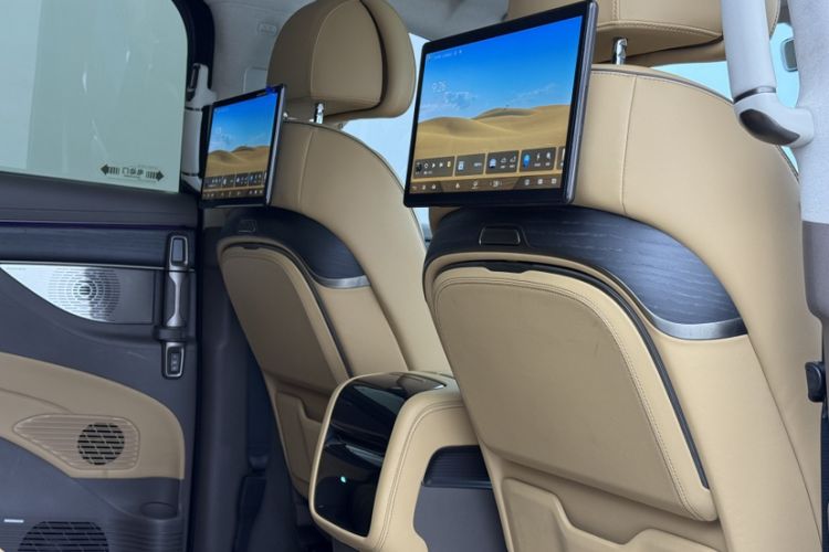 Used Denza D9 2024 DM-i 980 Four-Wheel Drive Flagship Model Interior 7