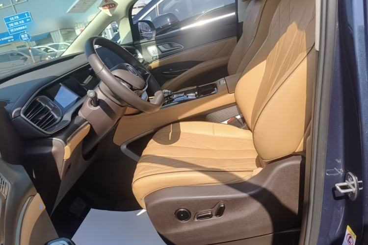 Used Denza D9 2024 DM-i 980 Four-Wheel Drive Flagship Model Left Front Seat