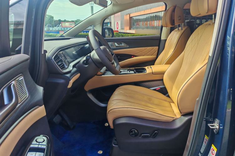 Used Denza D9 2024 DM-i 980 Four-Wheel Drive Flagship Model Left Front Seat
