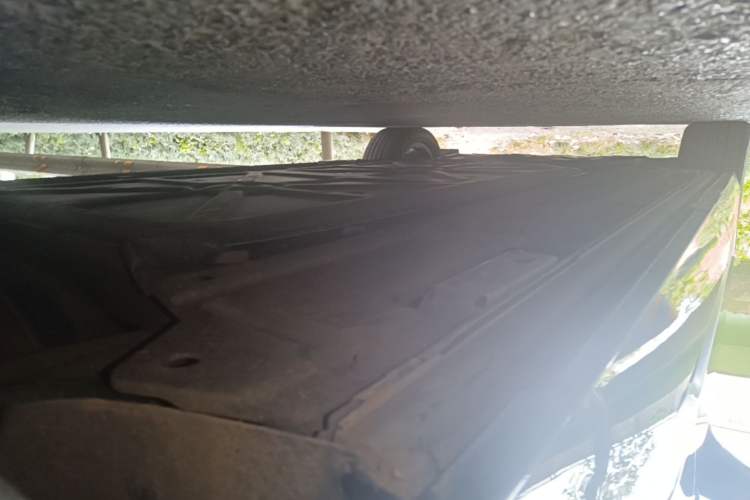 Used Denza D9 2024 DM-i 980 Four-Wheel Drive Flagship Model Left Side Sill