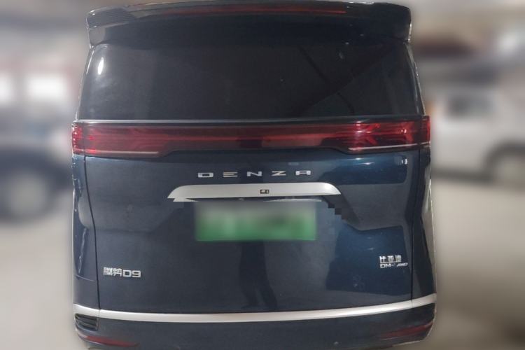 Used Denza D9 2024 DM-i 980 Four-Wheel Drive Flagship Model Rear