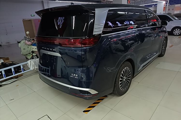 Used Denza D9 2024 DM-i 980 Four-Wheel Drive Prestige Model Rear Right 45 Deg