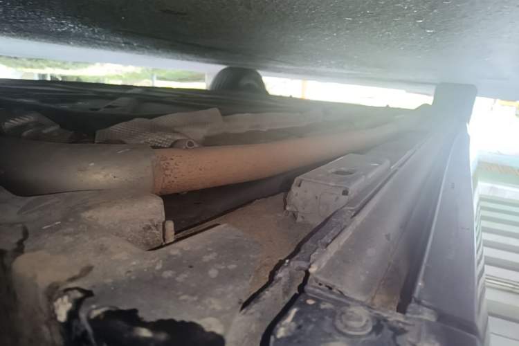 Used Denza D9 2024 DM-i 980 Four-Wheel Drive Flagship Model Right Side Sill