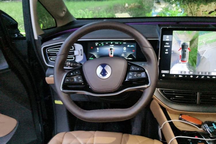 Used Denza D9 2024 EV 620 Premium Model Steering Wheel