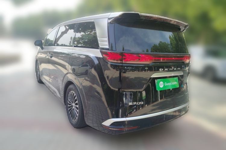 Used Denza D9 2024 DM-i 980 Four-Wheel Drive Prestige Model Rear Left 45 Deg