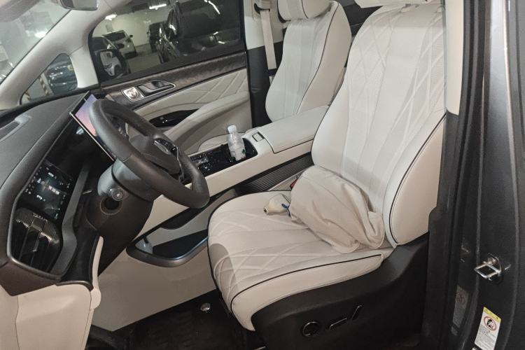 Used Denza D9 2024 DM-i 970 Luxury Model Left Front Seat
