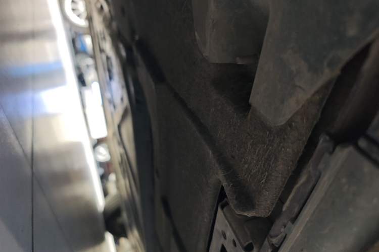 Used Denza D9 2024 PIONEER Four-Seat Pioneer Edition Chassis Front Left