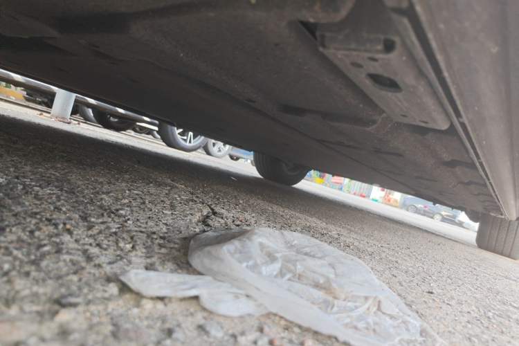 Used Denza D9 2024 DM-i 980 Four-Wheel Drive Flagship Model Chassis Front Left