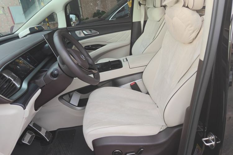 Used Denza D9 2024 DM-i 980 Four-Wheel Drive Flagship Model Left Front Seat
