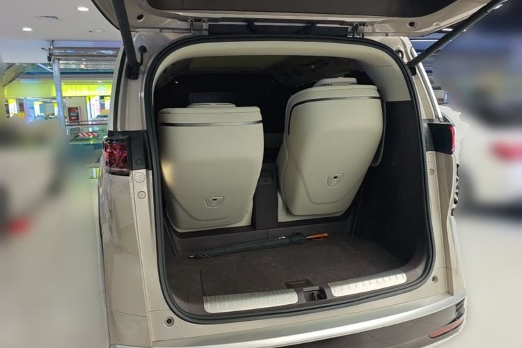 Used Denza D9 2024 PIONEER Four-Seat Pioneer Edition Trunk